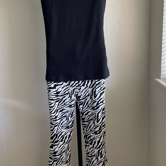 Motel Rocks Zebra Print Jeans Size Small - Picture 12 of 12